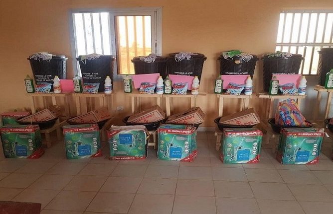 La Commune de Makary appuie les établissements scolaires